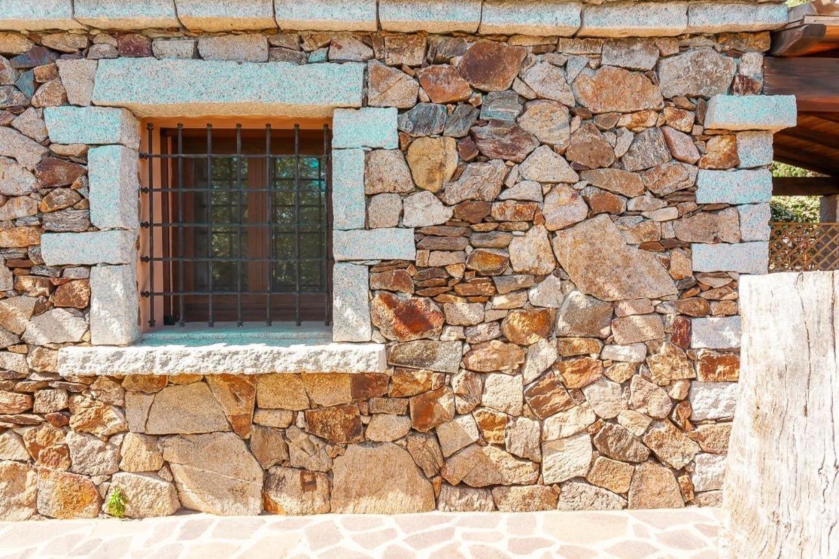 B&B Pettirosso Garden San Teodoro  Buitenkant foto